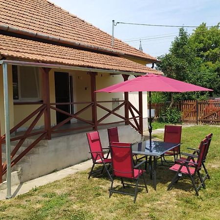 Oeregakac Vendeghaz Villa Tiszaladany Luaran gambar